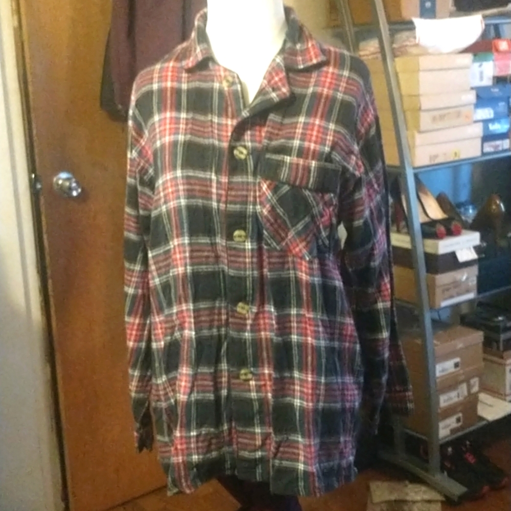 Trails End THE ORIGINAL FLAGSTAFF Scottish Plaid Casual Button Down Flannel Tee